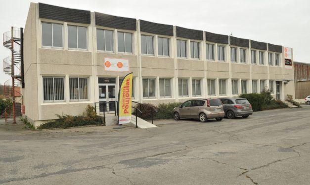 Parquet Bois Décor et Poêles à Bois Décor à Sourdeval au 14 Avenue du maréchal Foch, anciennement Établissement Seguin. Venez découvrir nos nouveautés 2023.