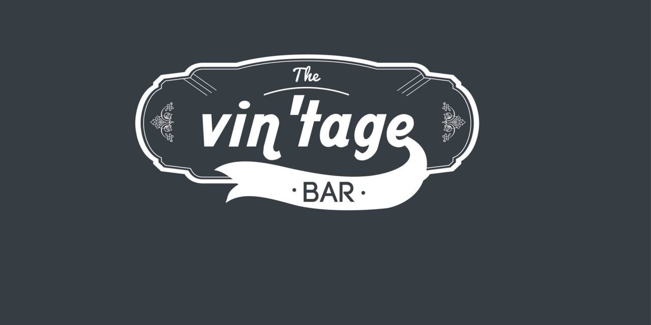 BAR RESTAURANT LE VIN’TAGE À GRANVILLE. IDÉES SORTIES ! TOUTE NOUVELLE SALLE ET GRANDE TERRASSE ! DÉCOUVREZ LES DATES DE NOS PROCHAINS CONCERTS ET SOIRÉES À THÈMES ICI !