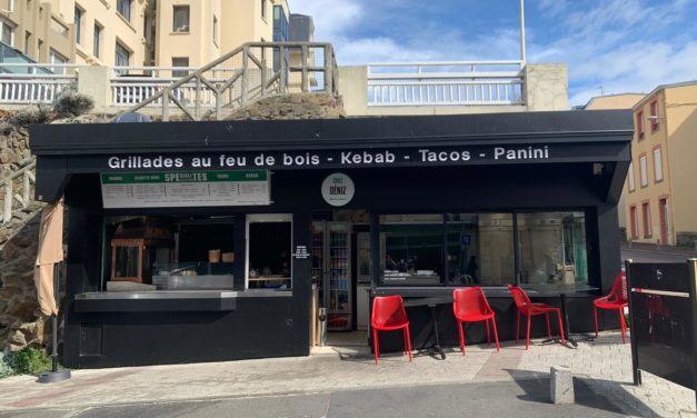 Découvrez Chez Déniz à Granville. Kebab Maison, pain maison, frites fraiches à emporter ou en livraison. Commandez ici !