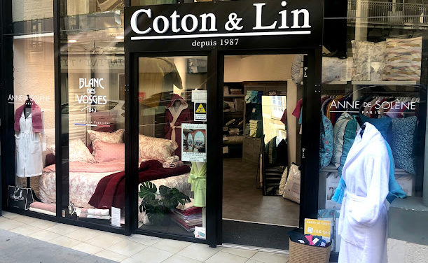 Venez découvrir la boutique Coton & Lin à Vitré (35 Ille et Vilaine). Le spécialiste du déstockage de linge de maison haut de gamme depuis plus de 30 ans.