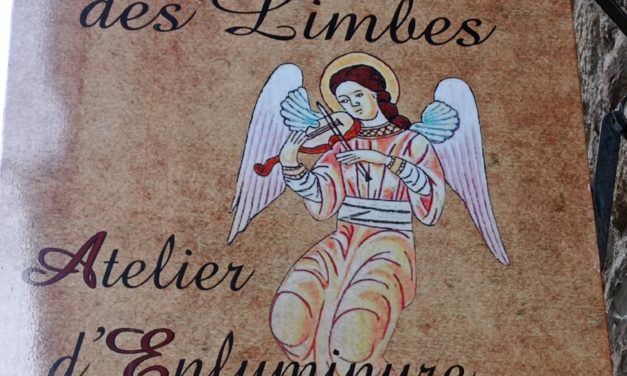 DÉCOUVREZ LE PARCHEMIN DES LIMBES À FOUGÈRES ! VOTRE ATELIER D’ENLUMINURE / CALLIGRAPHIE VOUS PROPOSE DES COURS (sur place ou à domicile), MAIS AUSSI PLEINS PLEINS PLEINS D’IDÉES CADEAUX ORIGINALES ET PERSONNALISÉES.