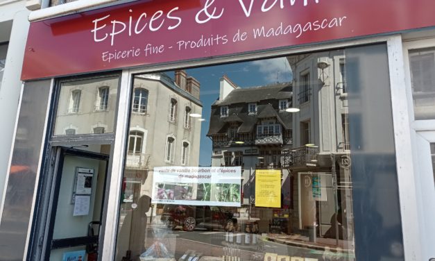 EPICES & VANILLE AU 74 RUE COURAYE A GRANVILLE. EPICERIE DE MADAGASCAR, ÉPICES, CHOCOLATS, RHUMS ARRANGÉS, bières, miels ET VANILLE. IDÉES RECETTES ET IDÉES CADEAUX À DÉCOUVRIR SUR PLACE !