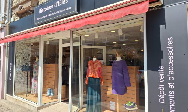 Histoires d’Elles à Avranches, votre dépôt vente de vêtements pour femmes, chaussures, accessoires, sacs et bijoux fantaisies de seconde main.