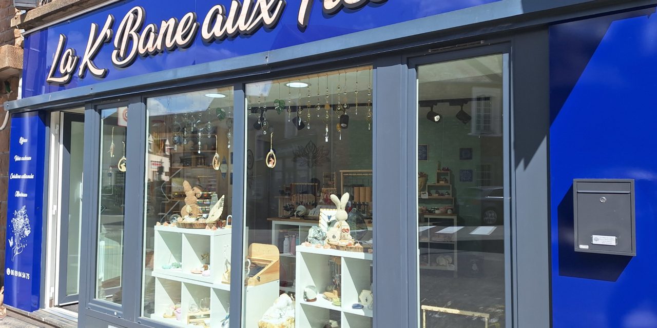 Venez découvrir La K’Bane aux Trésors rue de Mortain à Avranches. Un choix énorme d’idées cadeaux, bijoux artisanaux, créations artisanales, minéraux et décoration.