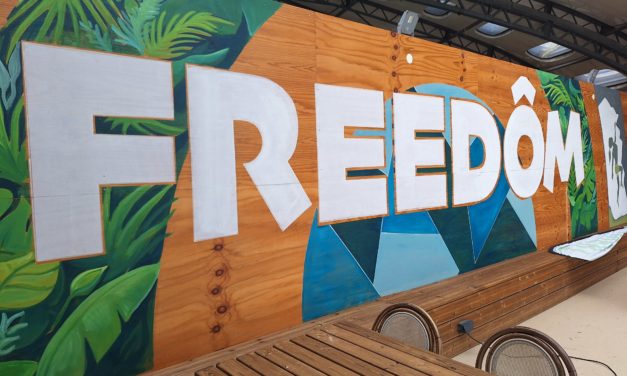 Venez vite découvrir Freedom un espace de liberté à Granville ! Centre de loisirs proposant, mur de grimpe (escalade), simulateur de golf, mini jeux, jeux de sociétés, bar avec terrasse extérieur et possibilité de petite restauration sur place. Nombreuses soirées à thèmes (Concerts etc…) Un lieu pour tous et pour tous les âges !!!