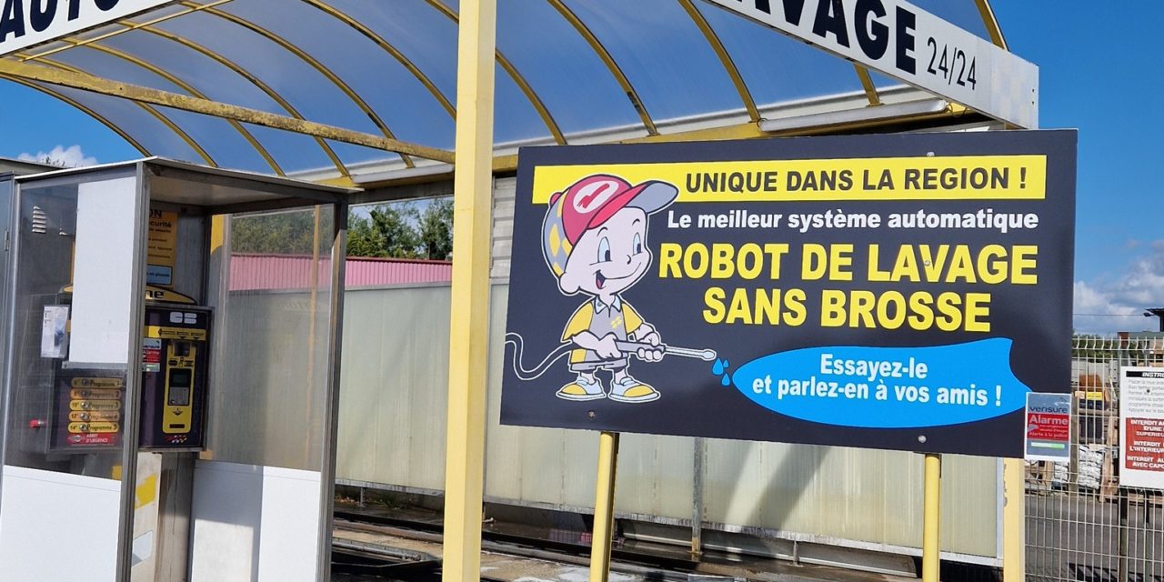 Mouss’Auto à Fougères et à Laignelet, vos stations de lavage automobile, intérieur et extérieur. Nettoyage de l’intérieur et l’extérieur de votre voiture par nos soins sur rendez-vous.