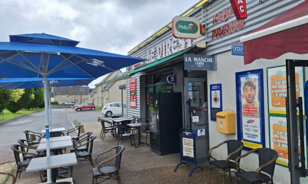 Venez rencontrer les nouveaux propriétaires du Virest à Virey (St Hilaire du Harcouët 50). Votre Bar, jeux, FDJ, PMU, Tabac, épicerie (produits locaux), snacking et Planches apéros. A votre service, distributeurs de pains, de boissons et de billets. Vous propose des concerts, des soirées à thèmes et retransmissions télé (Foot, courses hippiques, etc…)
