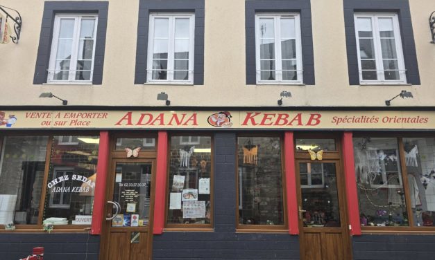 Venez découvrir Adana Kebab à La Ferrière aux étangs (61 Orne). Zeycan et Suleyman vous accueillent avec le sourire. Ils vous proposent une cuisine orientale de qualité et des soirées à thèmes.